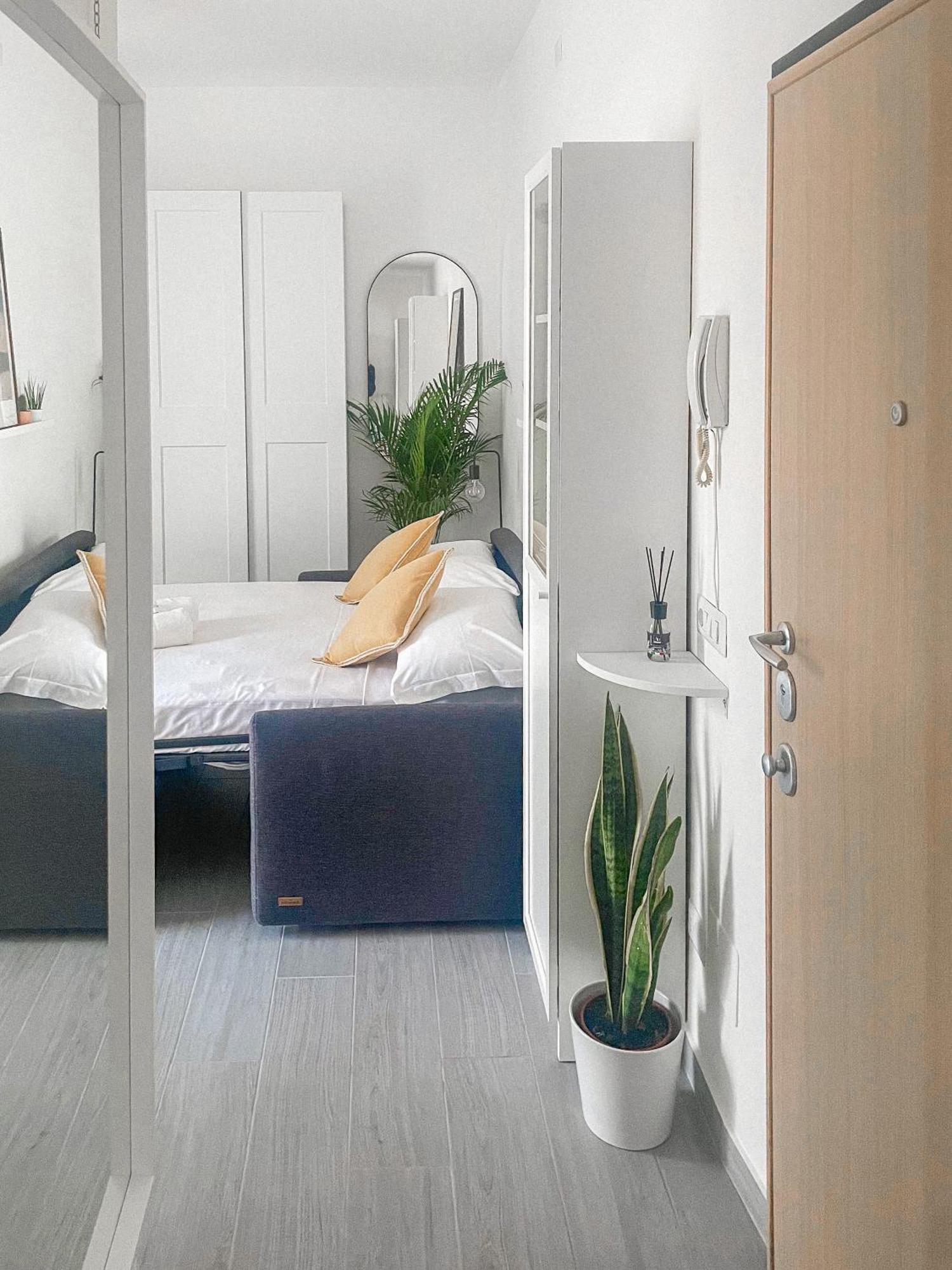 מילאנו Xenia Apartments - Fashion Week Studio Near Navigli מראה חיצוני תמונה