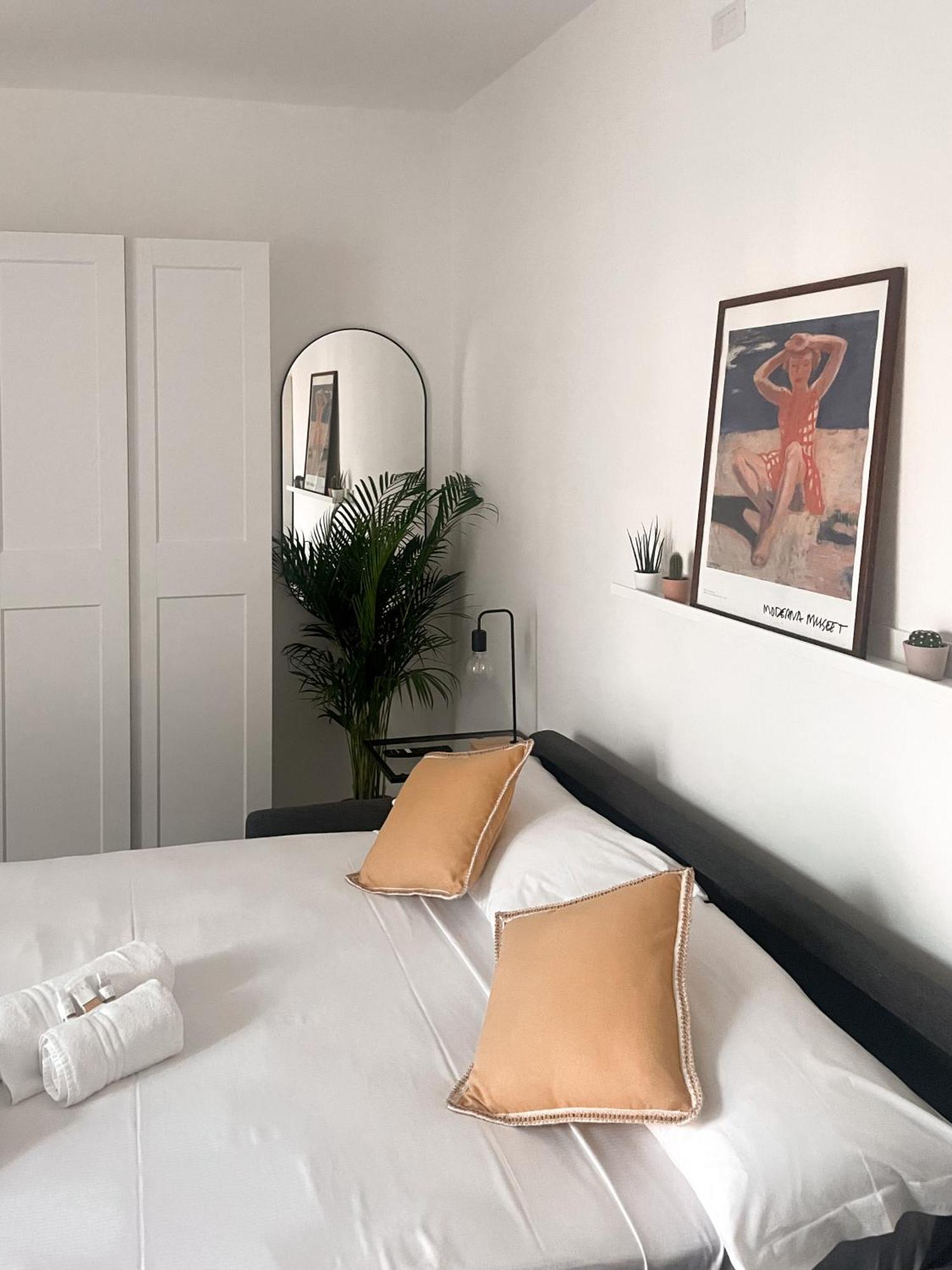 מילאנו Xenia Apartments - Fashion Week Studio Near Navigli מראה חיצוני תמונה
